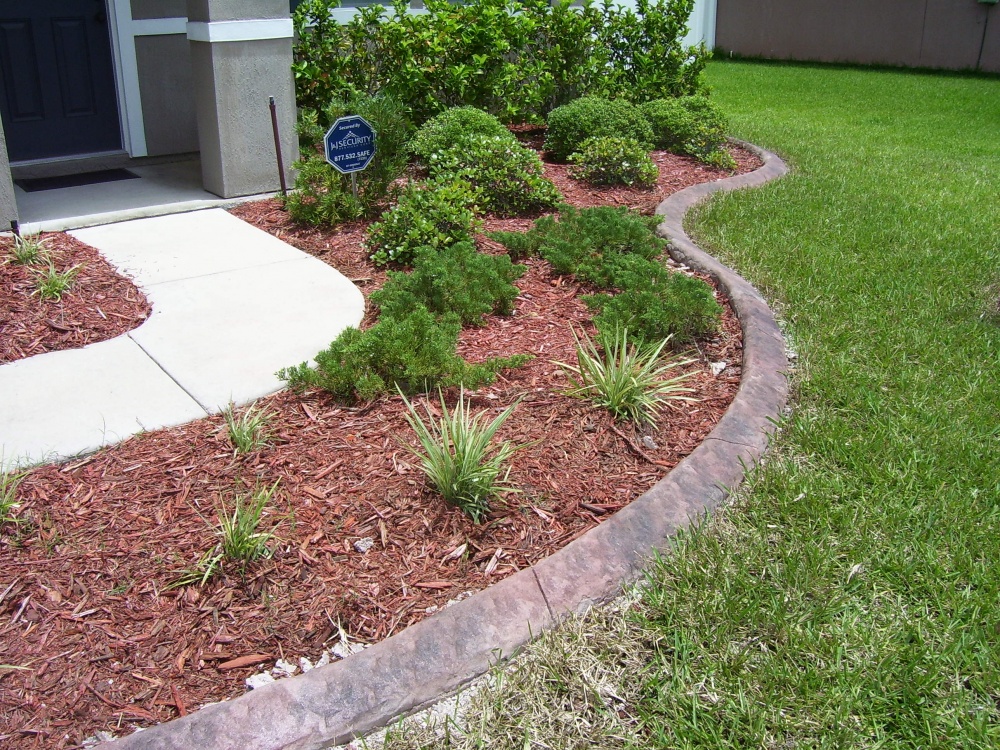 poured concrete edging